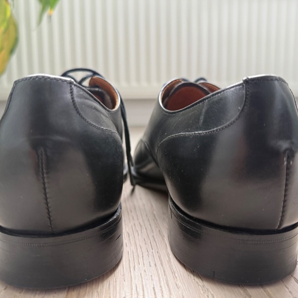 Premium Grade Cap-Toe Oxfords 9.5 US - Picture 4 of 7